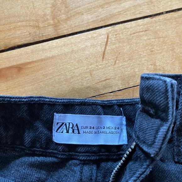 Zara Mom Shorts - Picture 2 of 3